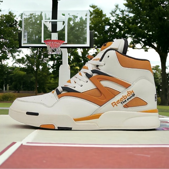 Reebok Other - Reebok Men's Pump OMNI Zone 2 Basketball Shoes